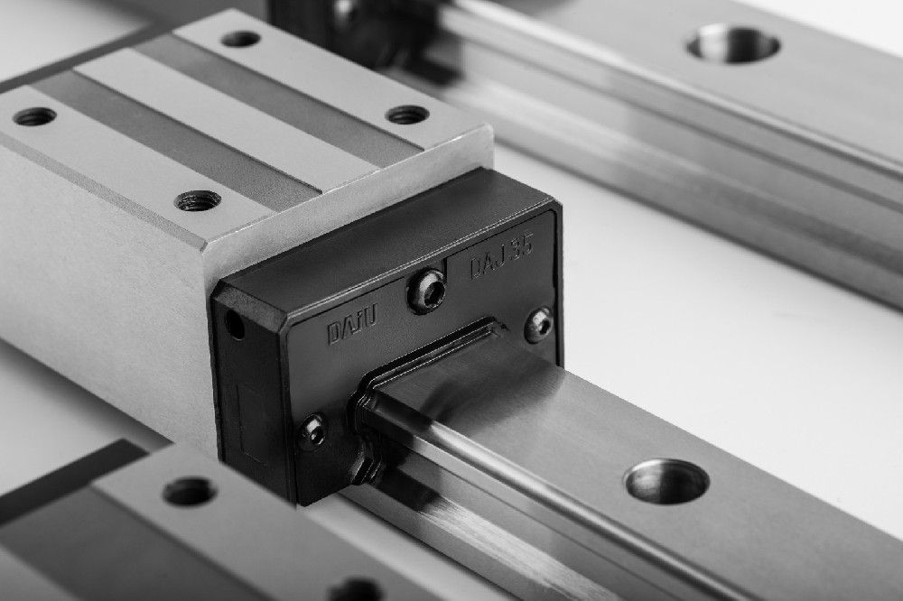 恒而達(dá)直線導(dǎo)軌（七）