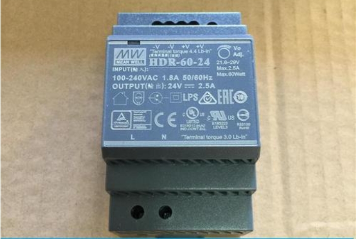 從細節(jié)開始明緯金屬殼帶線充電器品質(zhì)之選