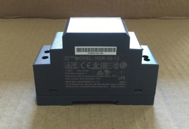 明緯控制箱/配線箱：優(yōu)化布線，提升效率